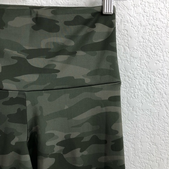 Onzie Camo High Rise Long Legging - Picture 4 of 9